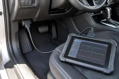 Nilüfer oto ekspertiz Elektronik & OBD kontrolü